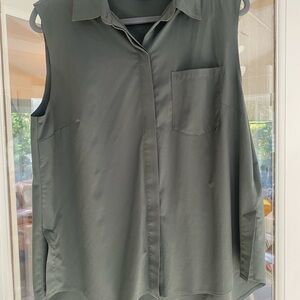 Athleta Everlasting Buttoned Top